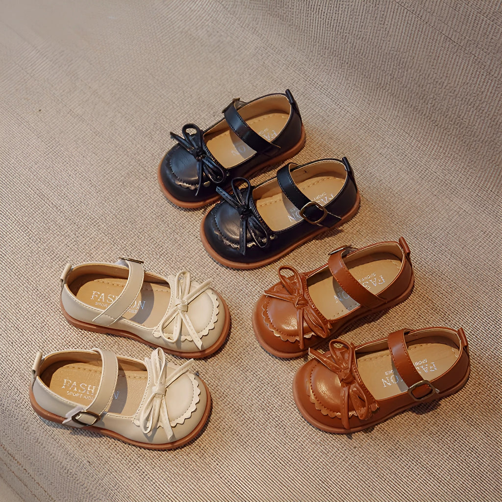 Children's leather shoes with non-slip beef tendon sole and Velcro strap in black, beige, or brown
