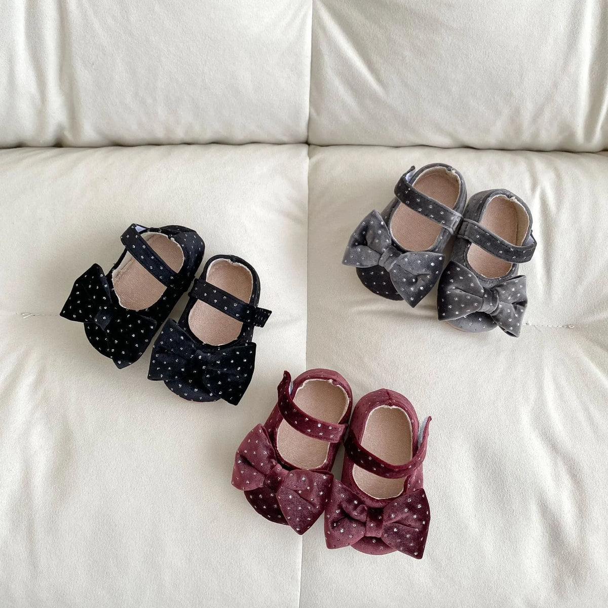 Baby girl toddler shoes with big bow, rubber sole, low top, sizes 11cm to 13cm, black magenta melange grey