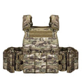 Men's camouflage tactical vest in polyester fabric for outdoor sports.