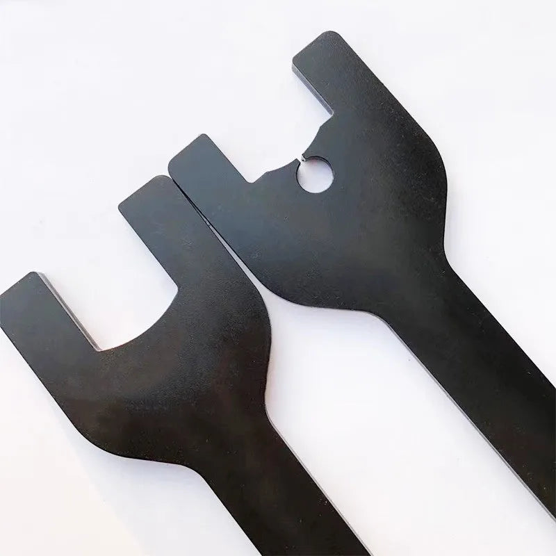 Land Rover fan wrench coupler tool set with 36mm and hole-style 40mm alloy steel spanners.