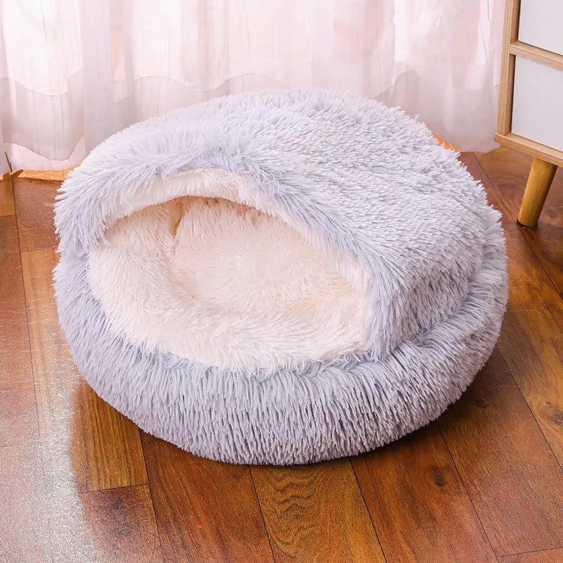 Waterproof cloth dog kennel in a semi-enclosed warm room design, shown in a gradient colour.