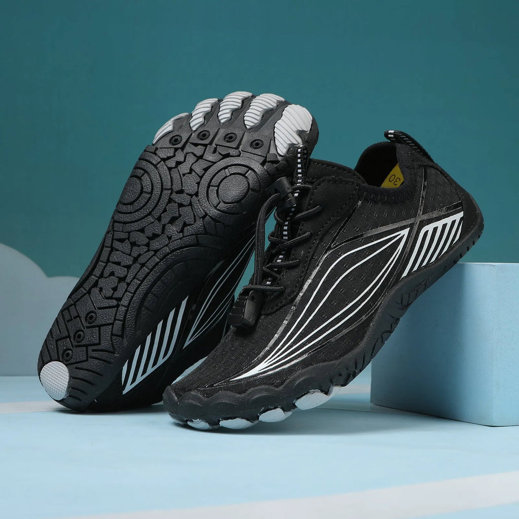 Children's quick-dry wading swimming shoes in grey with a non-slip rubber sole and elastic band.