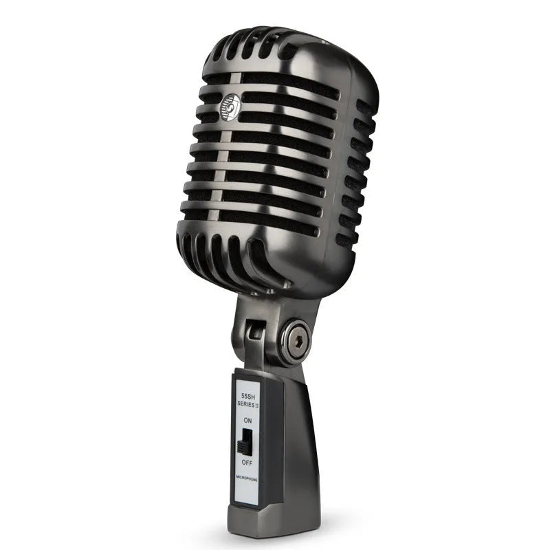 Retro-style USB condenser microphone with cable for computer K song recording and live streaming.