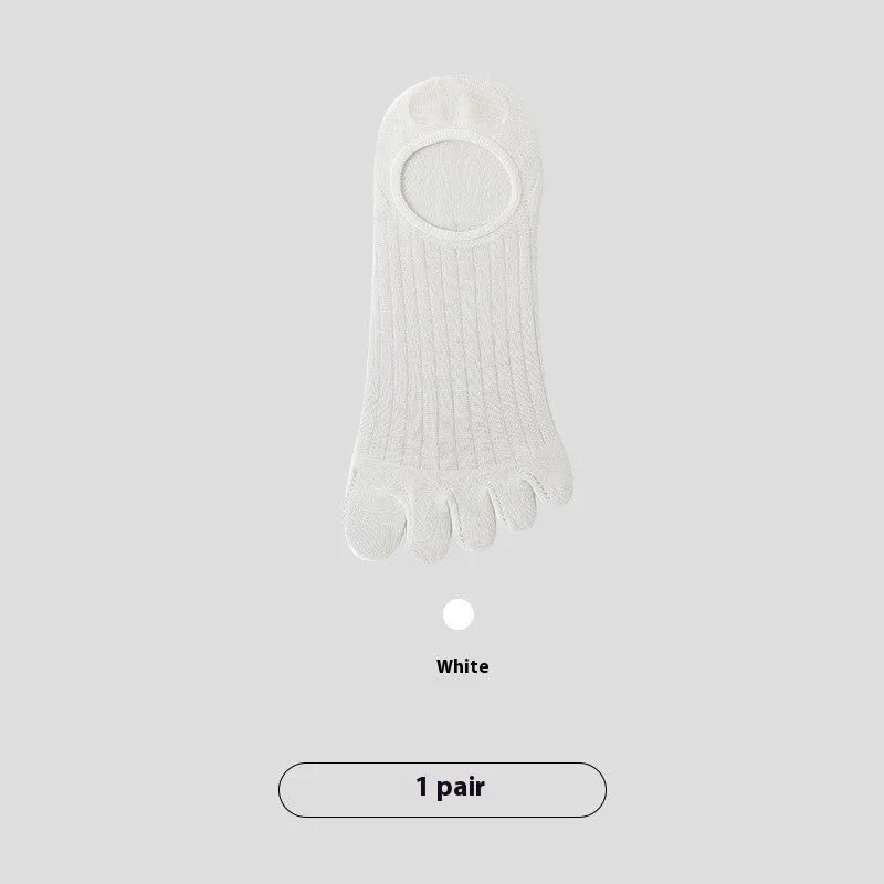 Men's beige five-finger invisible socks laid flat, showing individual toe sections and low-cut ankle design.