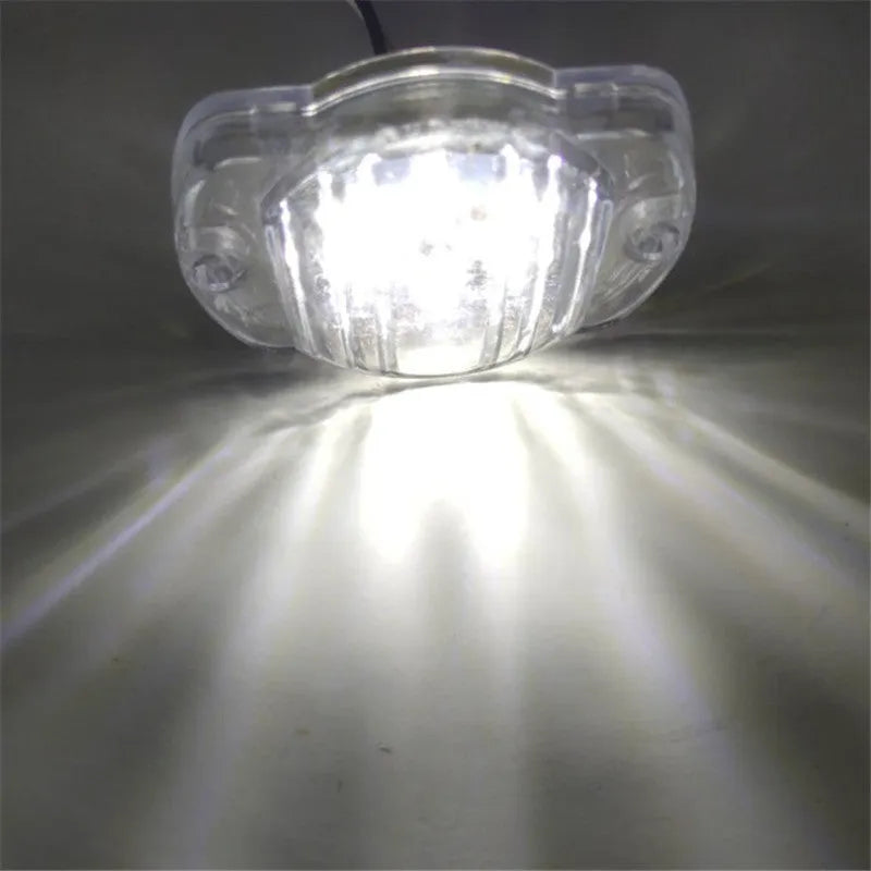 Round LED side light in red for truck trailer boat 12V 24V signal marker