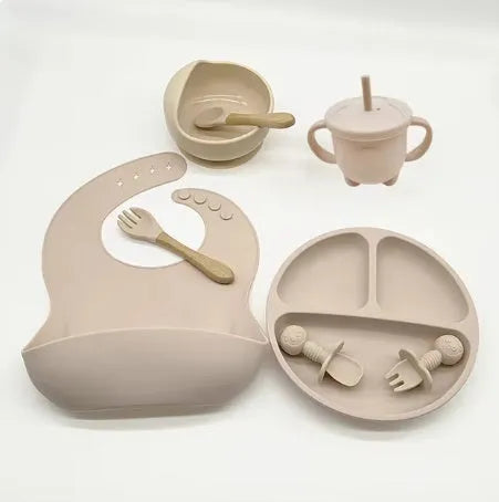 Baby silicone tableware 10 piece set in simple style for feeding over 6 months