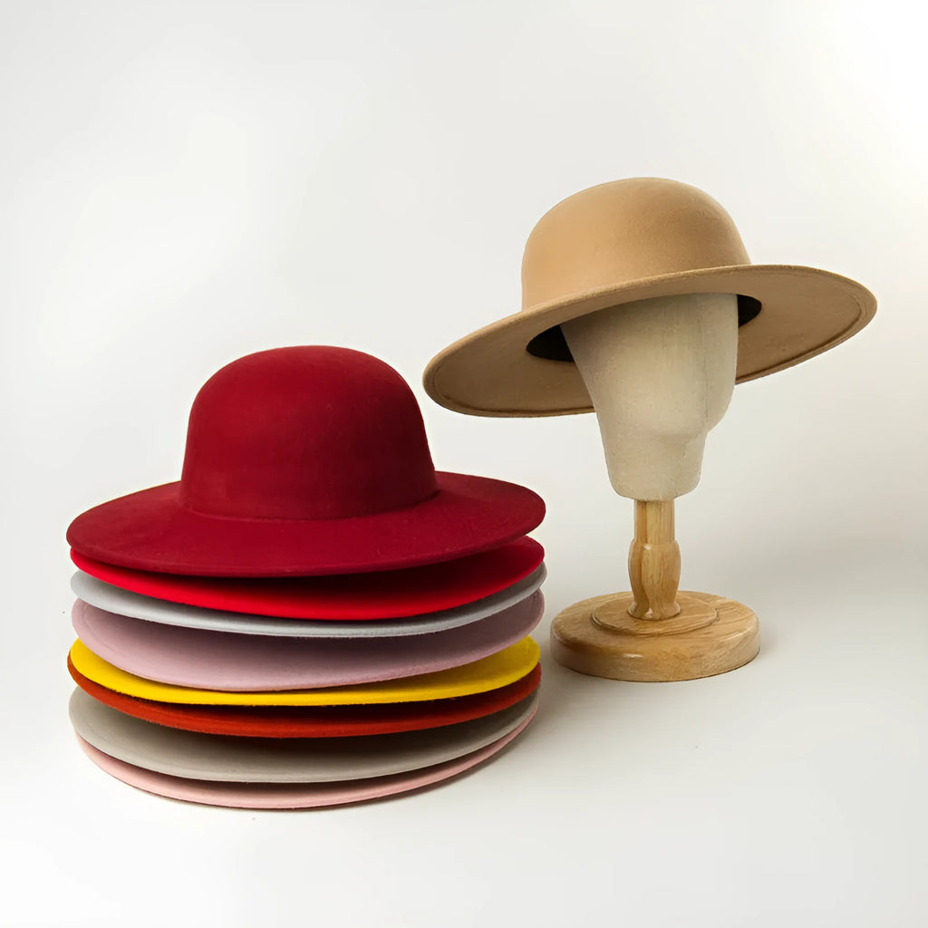 Wool fisherman hat with tie-dye pattern in khaki colour, adjustable size