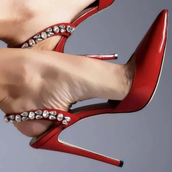 Women's pointed toe high heel sandals with rhinestone decoration on the side, in patent leather.