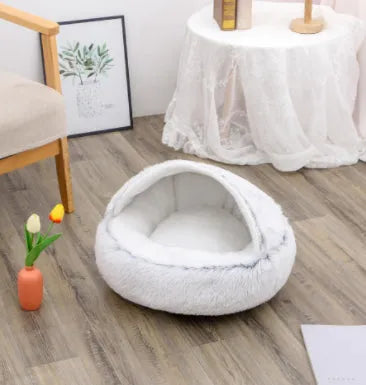 Round plush pet bed in brown for cats and small dogs, size 40cm