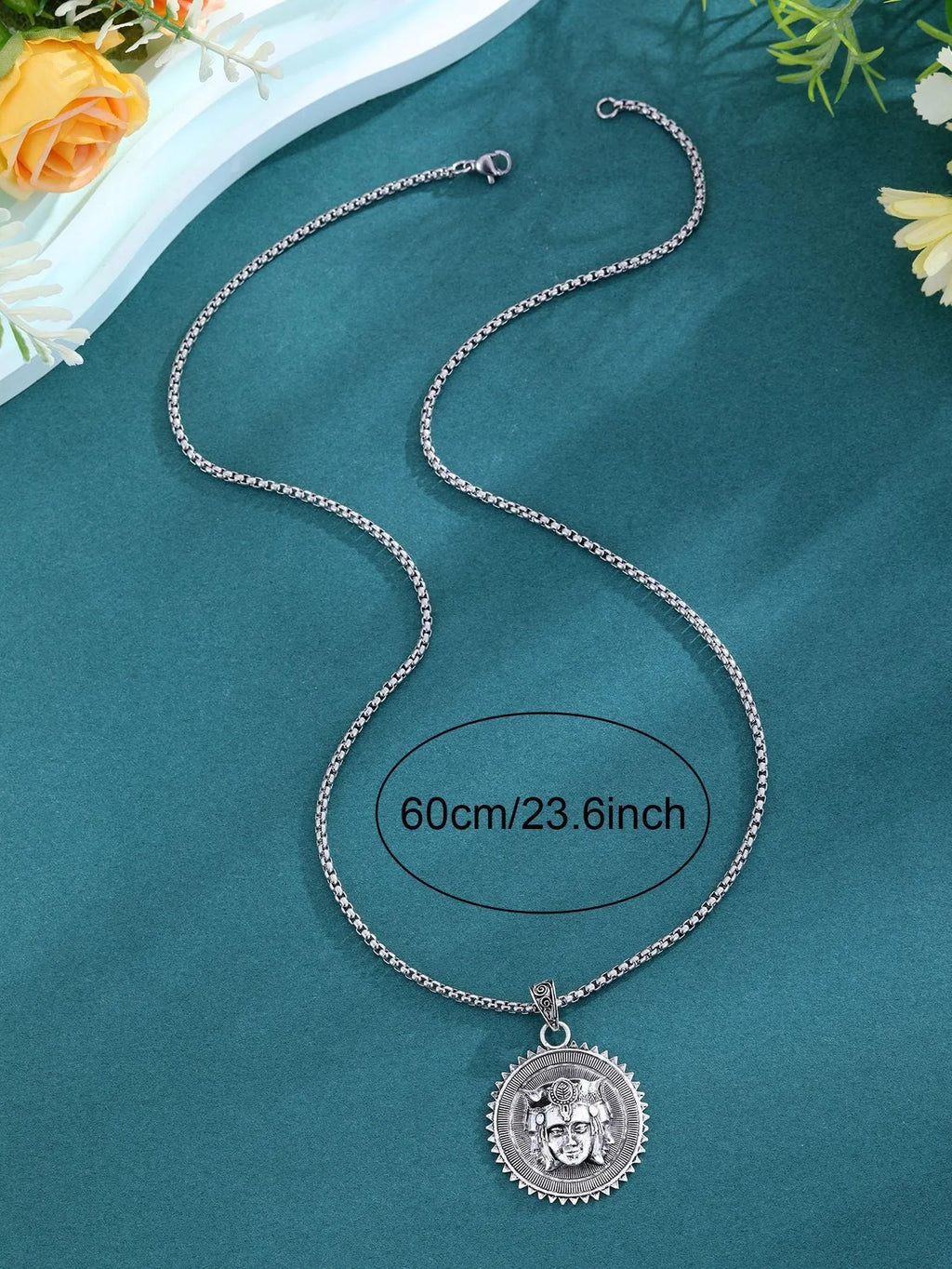 Silver metal head pendant sweater chain necklace for men, 55cm length