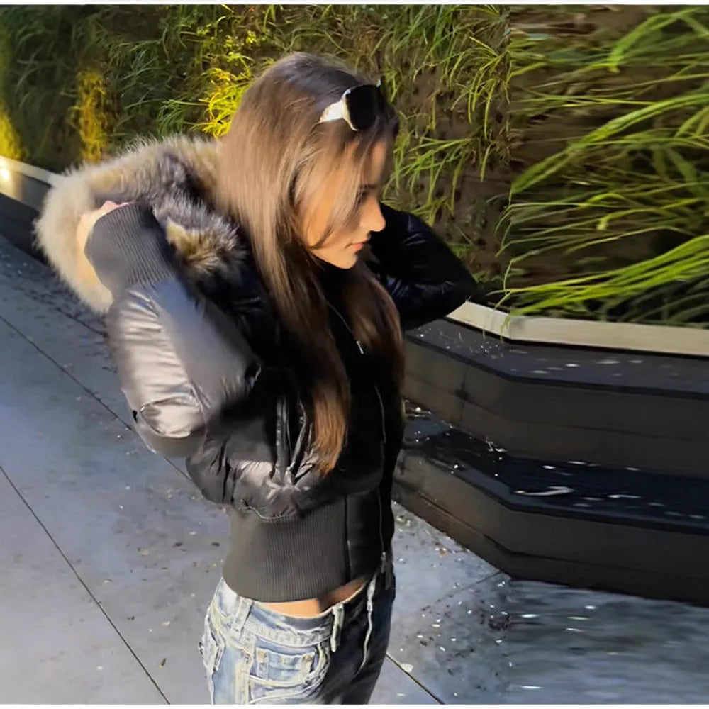 Black hooded cotton coat with detachable sleeves, faux fur collar and waist-cinching design, short padded women's jacket