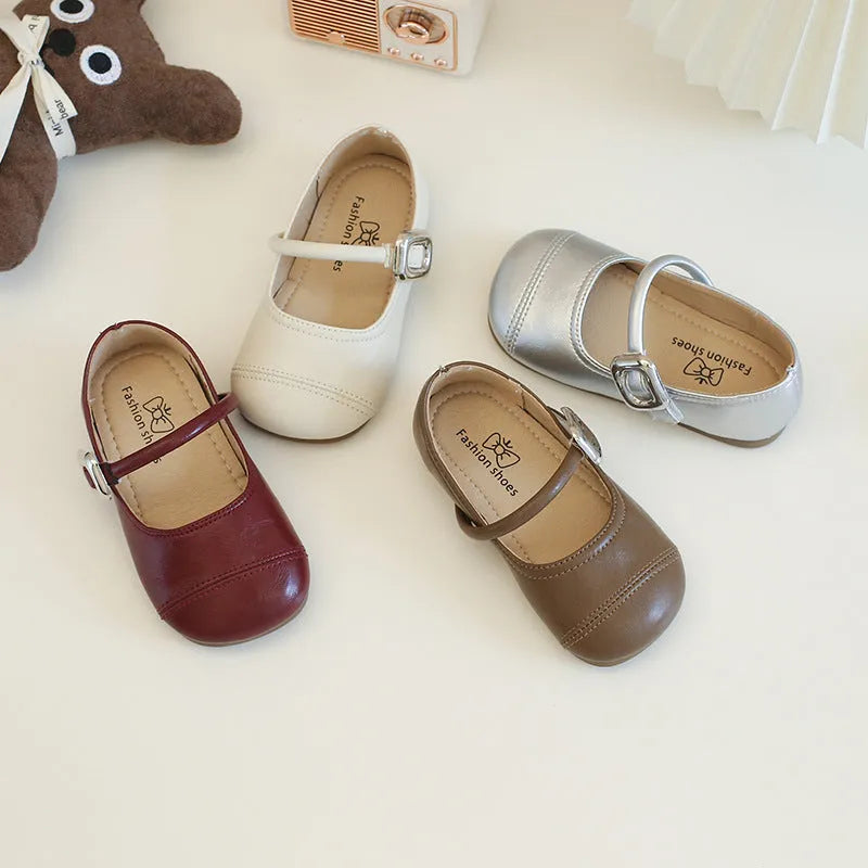 Girls vintage Mary Jane shoes in solid colour PU upper, beige, with rounded toe and strap