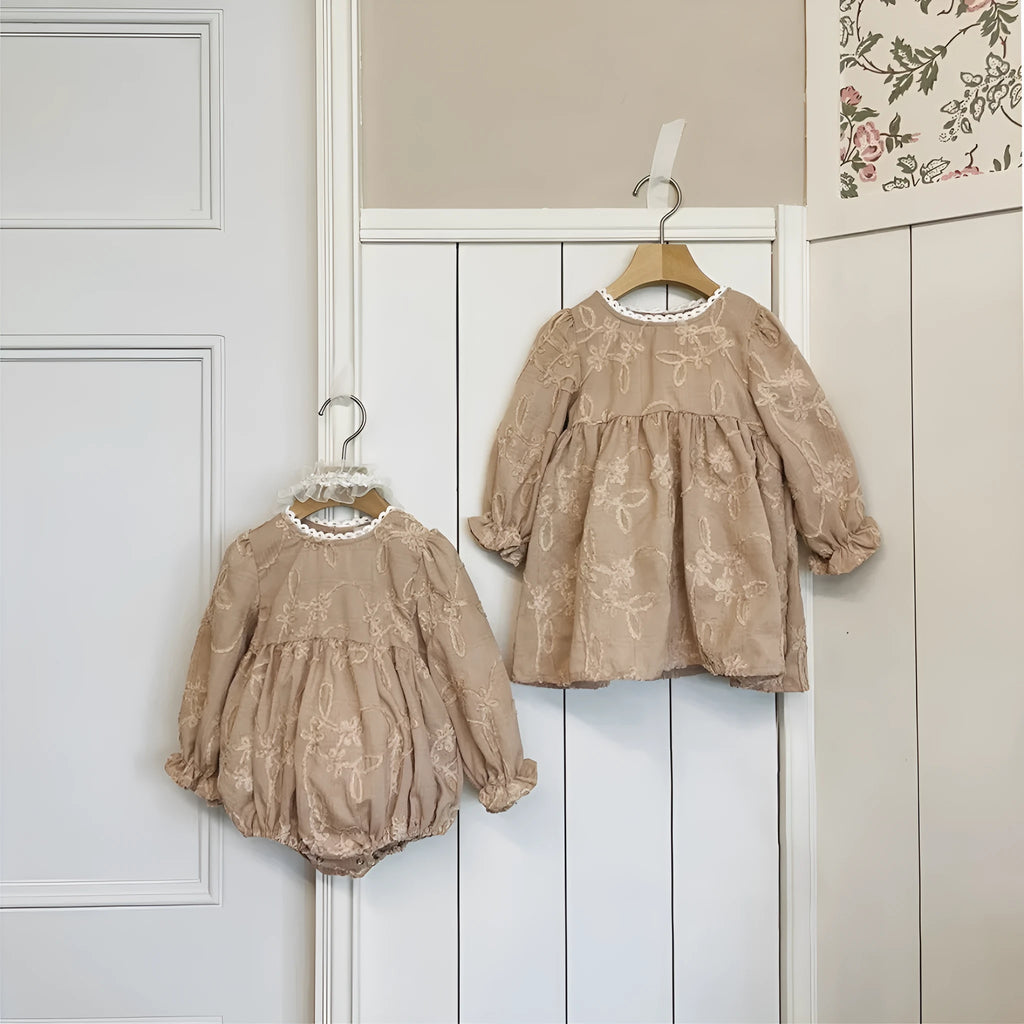 Girl infant stereo lace princess dress in beige, polyester, with jumpsuit option