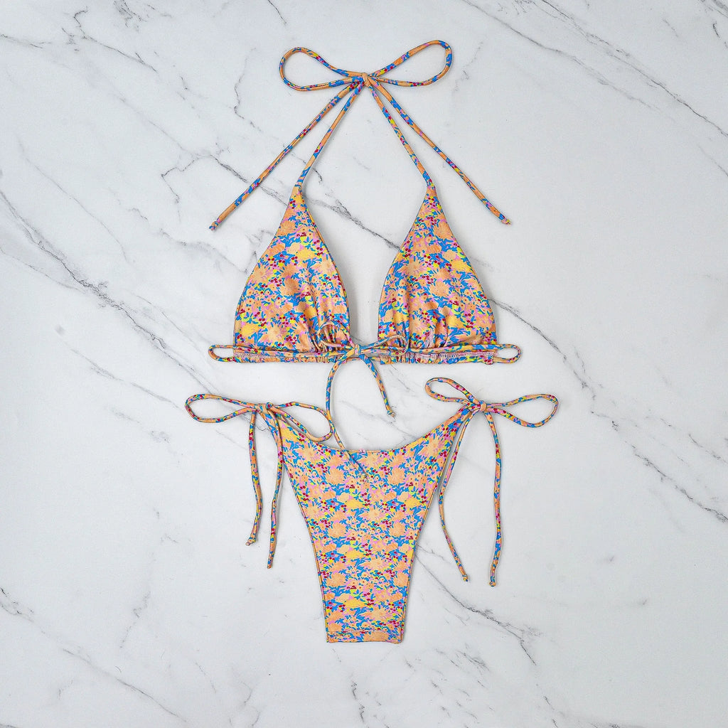 Women's lace-up bikini swimsuit with split briefs in picture colour for swimming activities