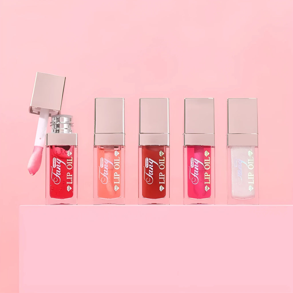 Five colour options of mint-flavoured lip gloss oil lipstick for moisturising and repair