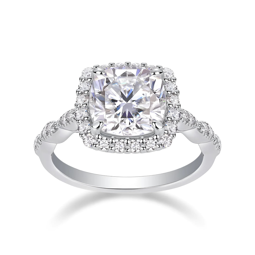 Square moissanite ring in S925 silver with platinum plating, 8.5mm stone, sizes 5 to 9, gift box and GRA certificate.