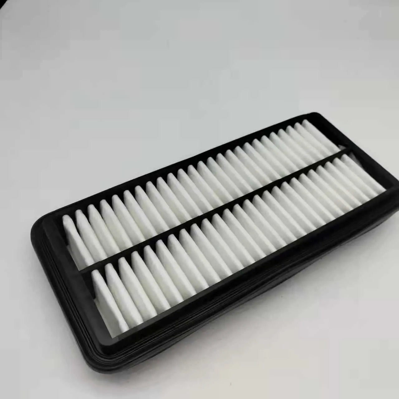 Black car air filter for Modern vehicles with 256mm diameter dimensions