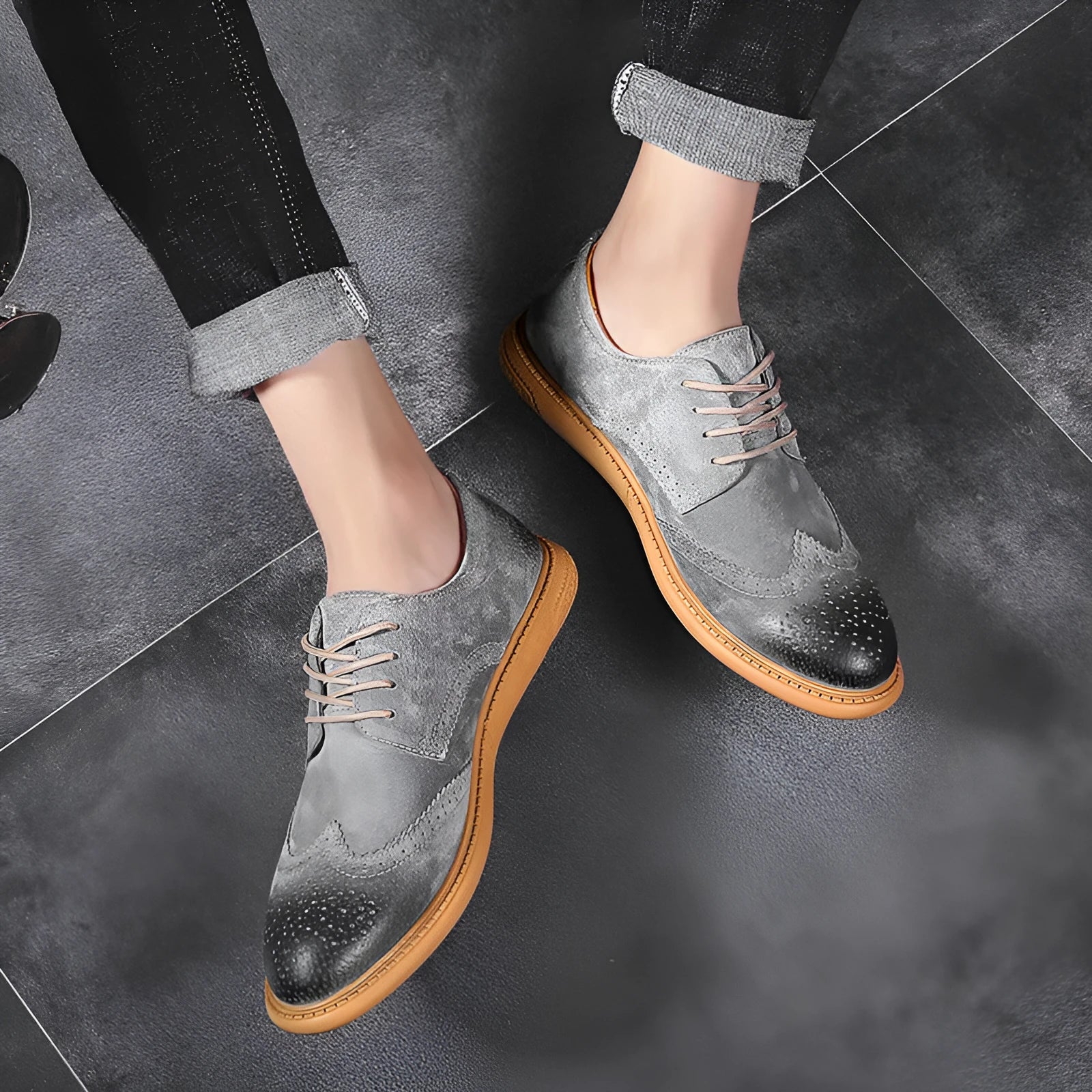 Men's black genuine leather low-top lace-up business shoes with a rubber sole.