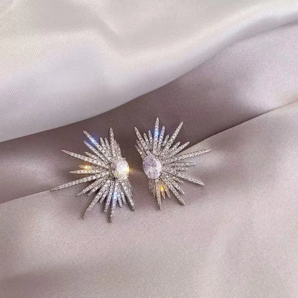 Pair of rhinestone eight-pointed star ear studs with electroplated finish, geometric women's earrings
