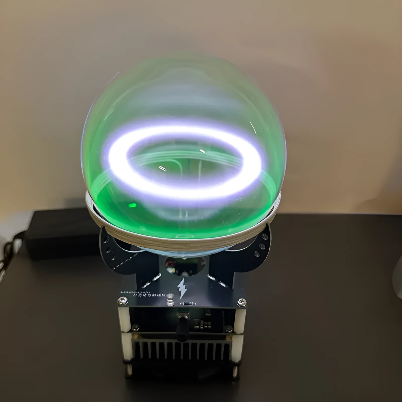 Plasma ring lamp with inert xenon reactor showing glow effect, 4-inch model
