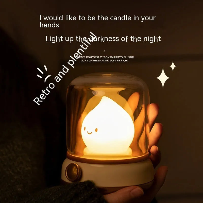 Retro USB rechargeable LED night lamp in green or yellow with dimming and candlelight mode, 100 x 108 x 124 mm.