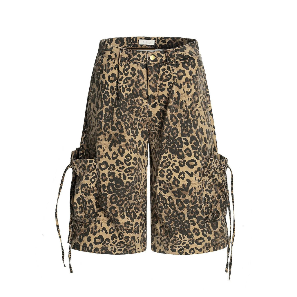 Women's leopard print cotton cropped trousers with high waist and straight leg design