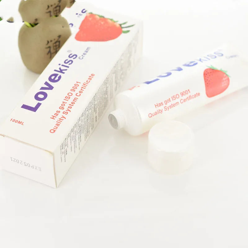 Cherry flavored water-soluble lubricating fluid 100mL bottle white colour adult personal lubricant