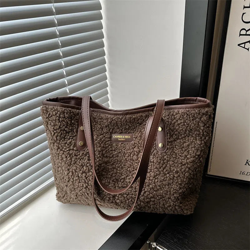 Cotton colour block bucket bag with phone pocket in beige colour option