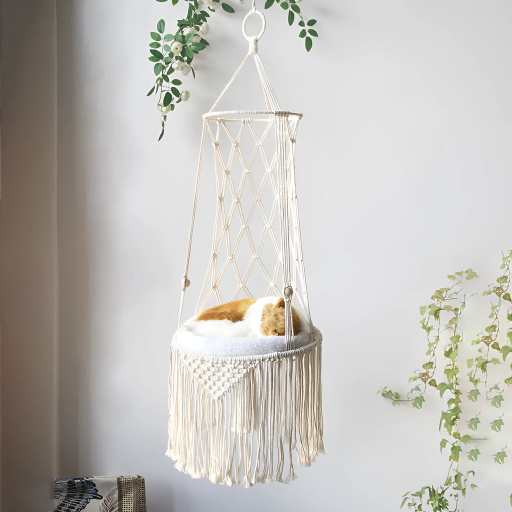 Macrame hanging pet bed in natural colour for cats, woven cotton hammock with 25x30x45 cm dimensions