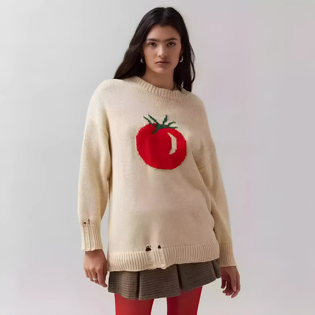 Women's milky white loose-fitting Jacquard knit sweater with round neck and long sleeves.