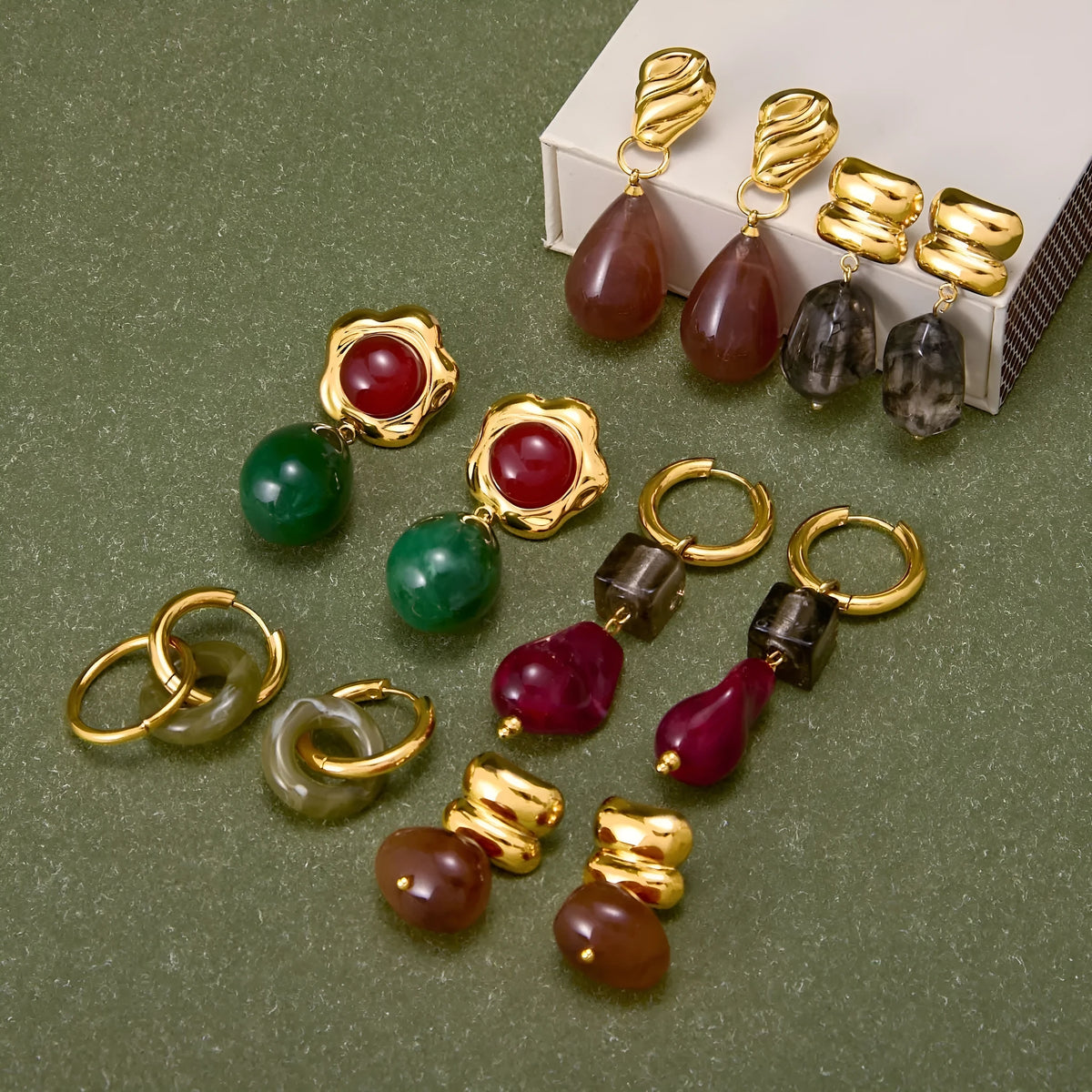 Geometric resin earrings for women with antique style and electroplated finish, available in eight colour options.