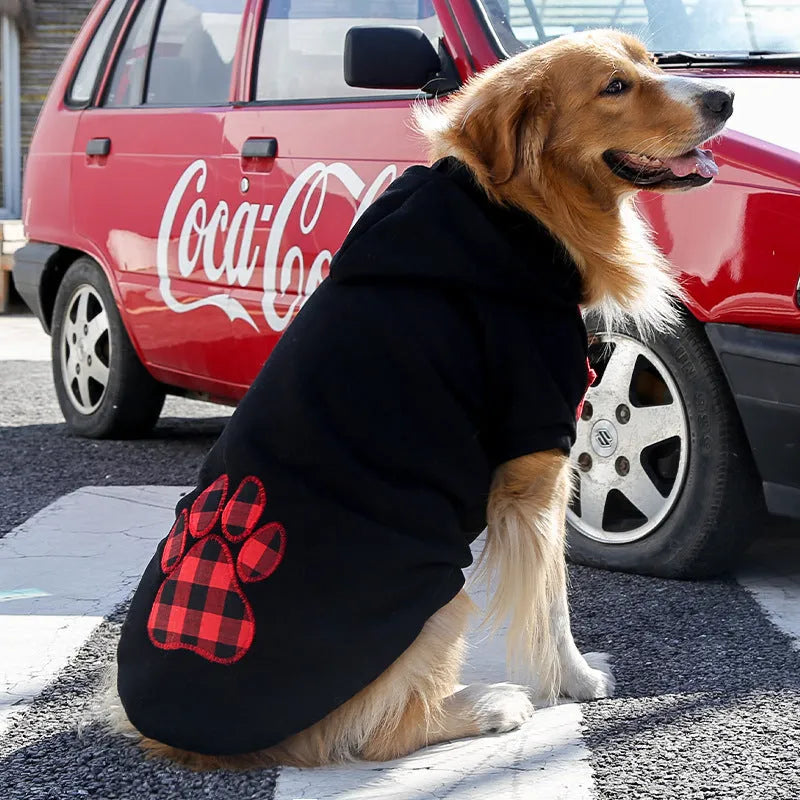 Black and white plaid polyester dog jumper in Love and Dog feet patterns, sizes XS to 5XL for autumn and winter.