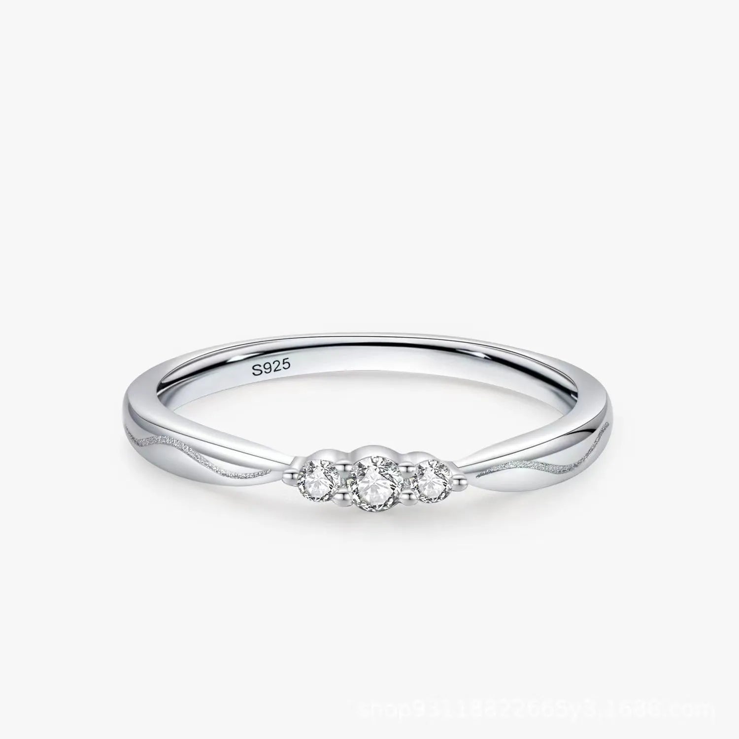 S925 sterling silver ripple wave gang drill small ring on white background, white gold colour texture