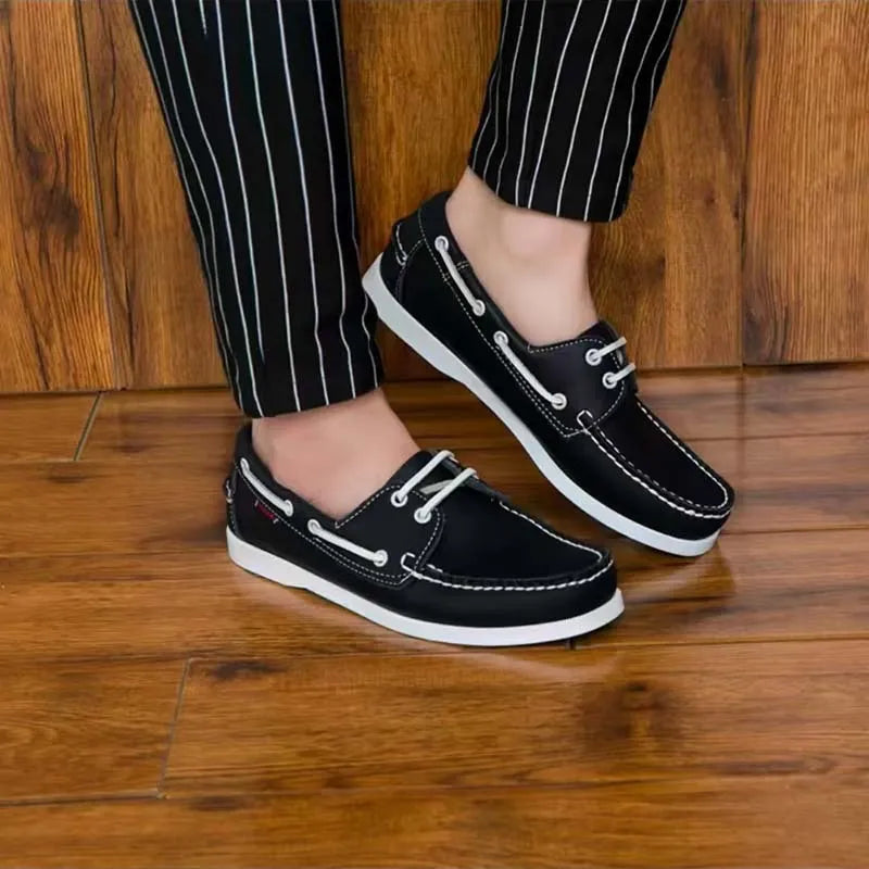 Men's British style casual shoes with artificial PU upper and round toe flat heel design