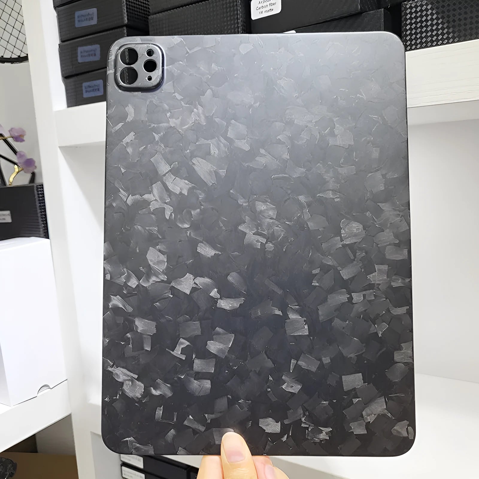Carbon fibre hard protective case for iPad Pro 11 with embossed plaid design
